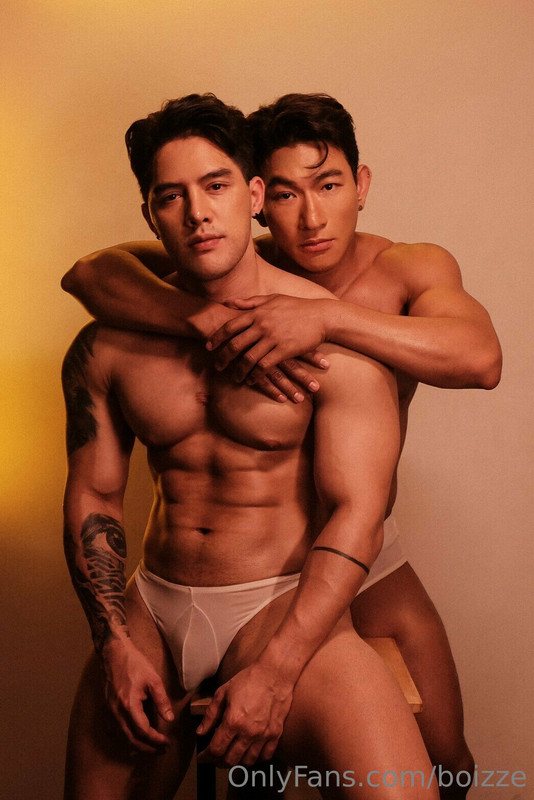 Exposed thai boizze fucked
0
