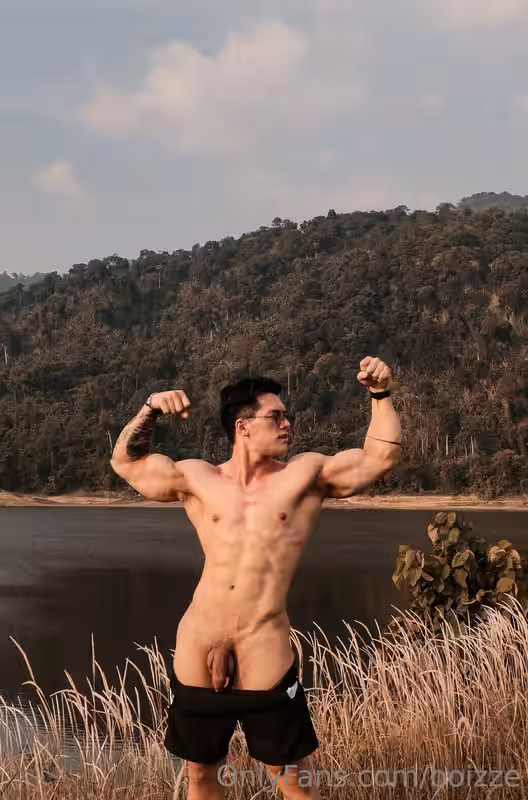 Motivated boizze_boiz Thaksakon Pomyukol XXX
1
