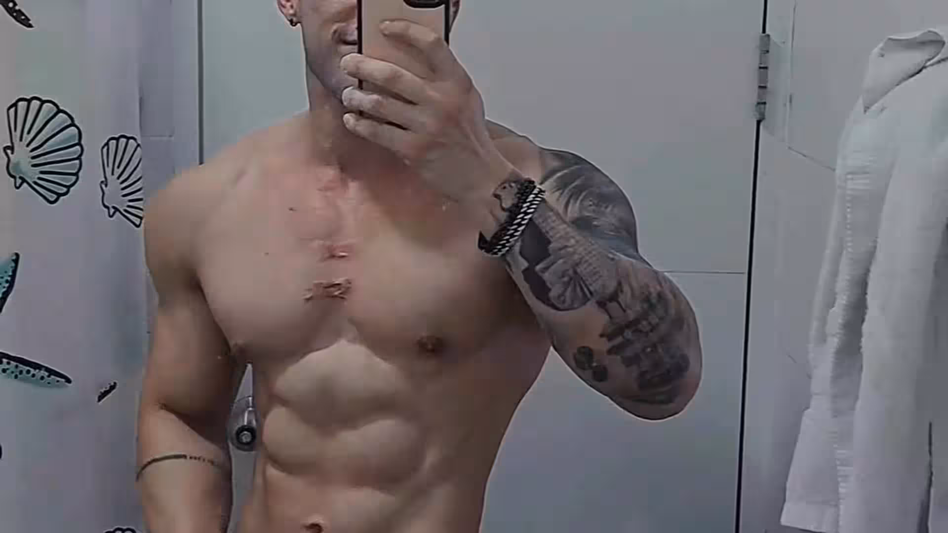 Sensational Resolute model Thaksakon Pomyukol nudes premium video
0