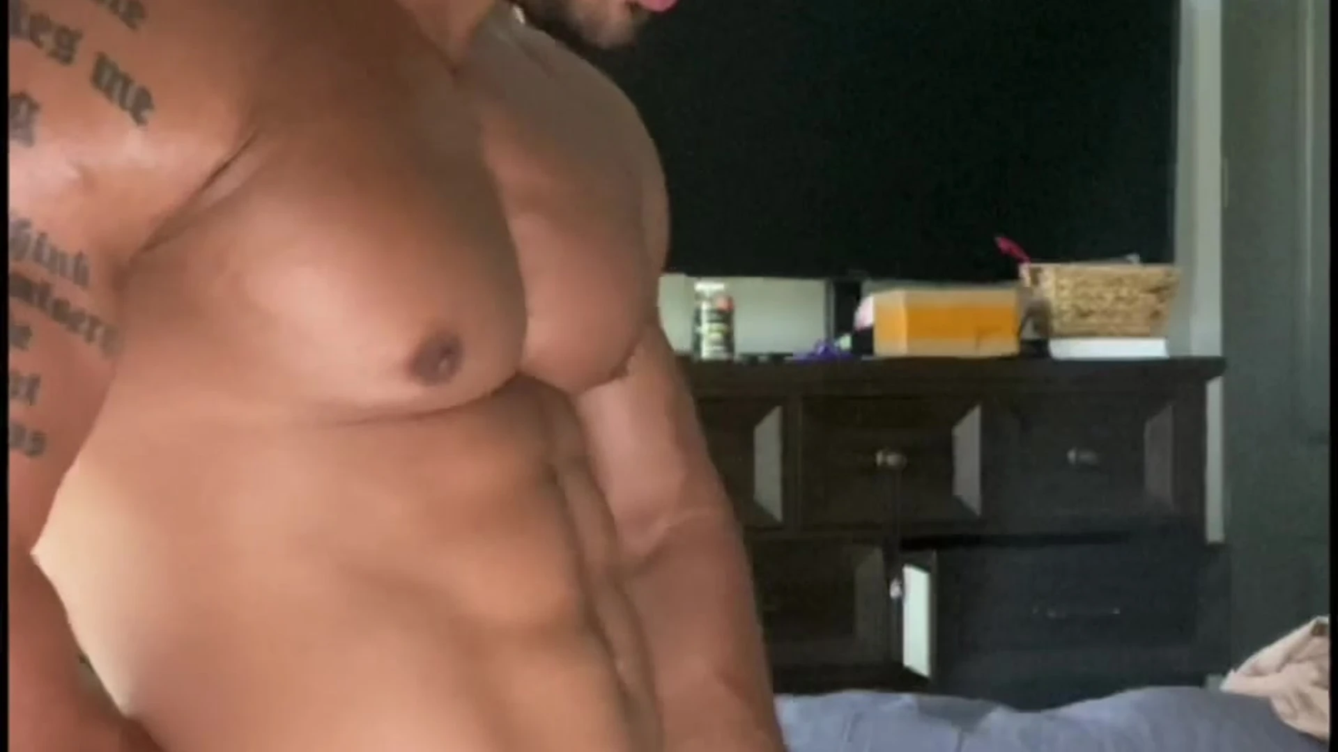 sexy slut verbal Duke Wayne nude cock
0