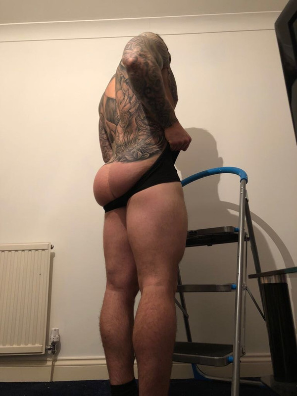 Courageous masturbating personal trainer Hatts17 onlyfans nudes
0