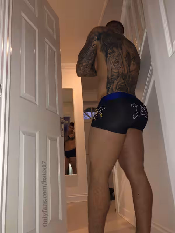 masturbating personal trainer Hatts17 leaked only fans
0