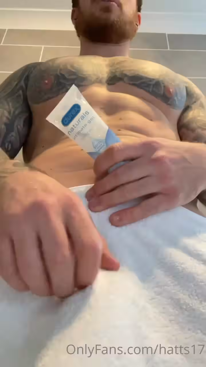 pretty tattooed Hatts17 onlyfans naked
0