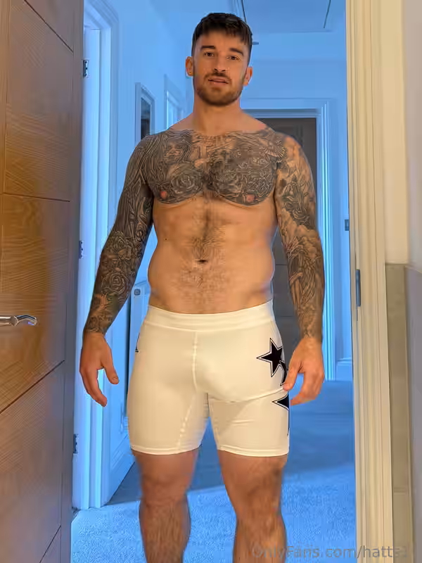 Sensational bubblebutt hattshealth Chris Hatton
0
