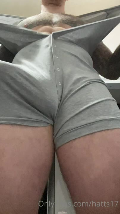 Sensational hottie hairy Chris Hatton onlyfans leak
0