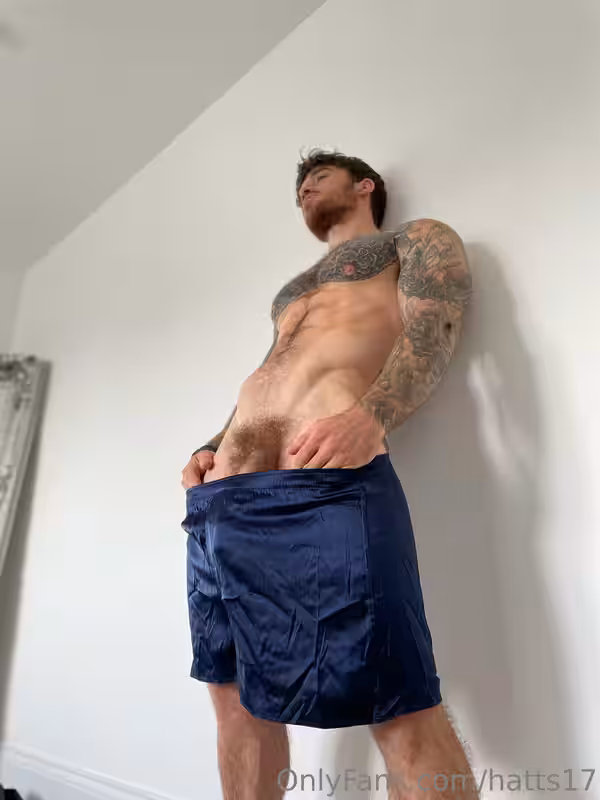 slutty babe personal trainer Hatts17 of Vid
0