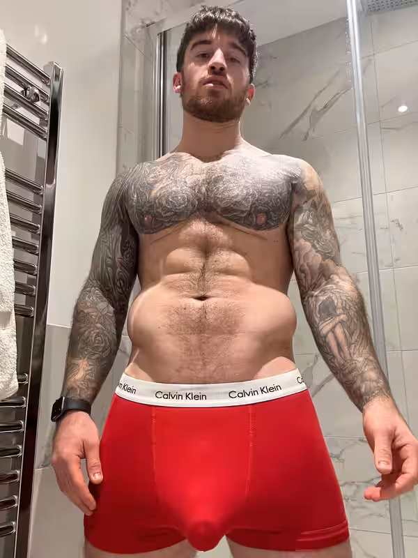tattooed hattshealth Chris Hatton pecs FullVID Epic
0