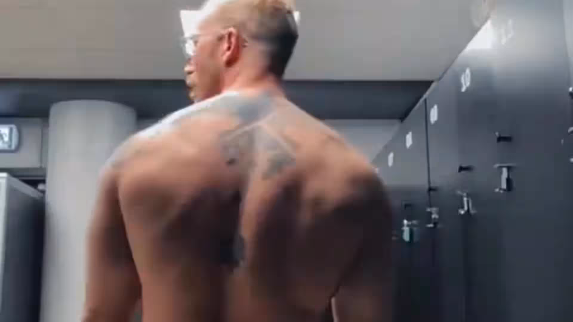 Bøsse Christian Edvard Halberg nudes free Epic
0