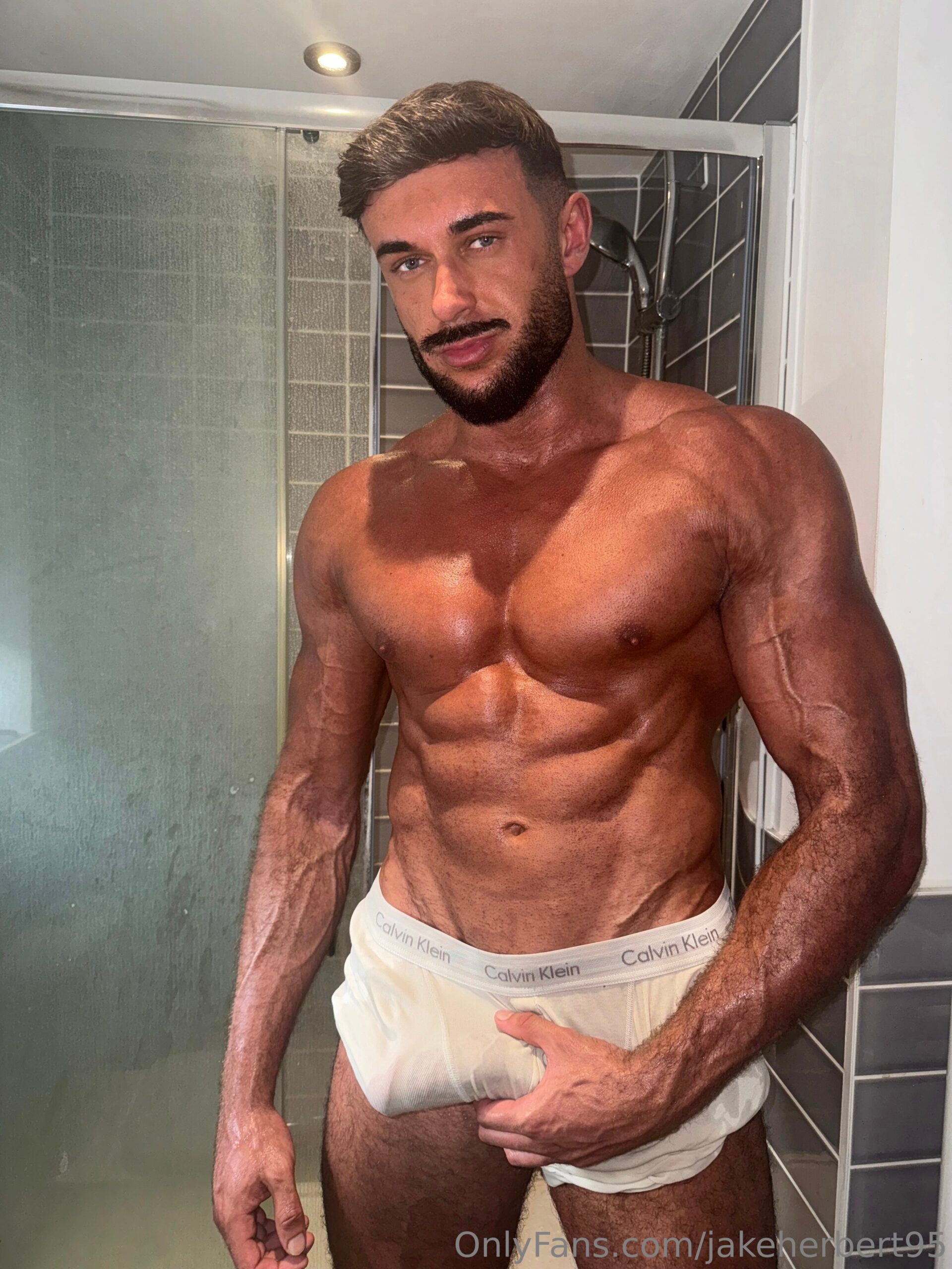 Affectionate british jakeherbert95 Leaked Onlyfans  Vid
2