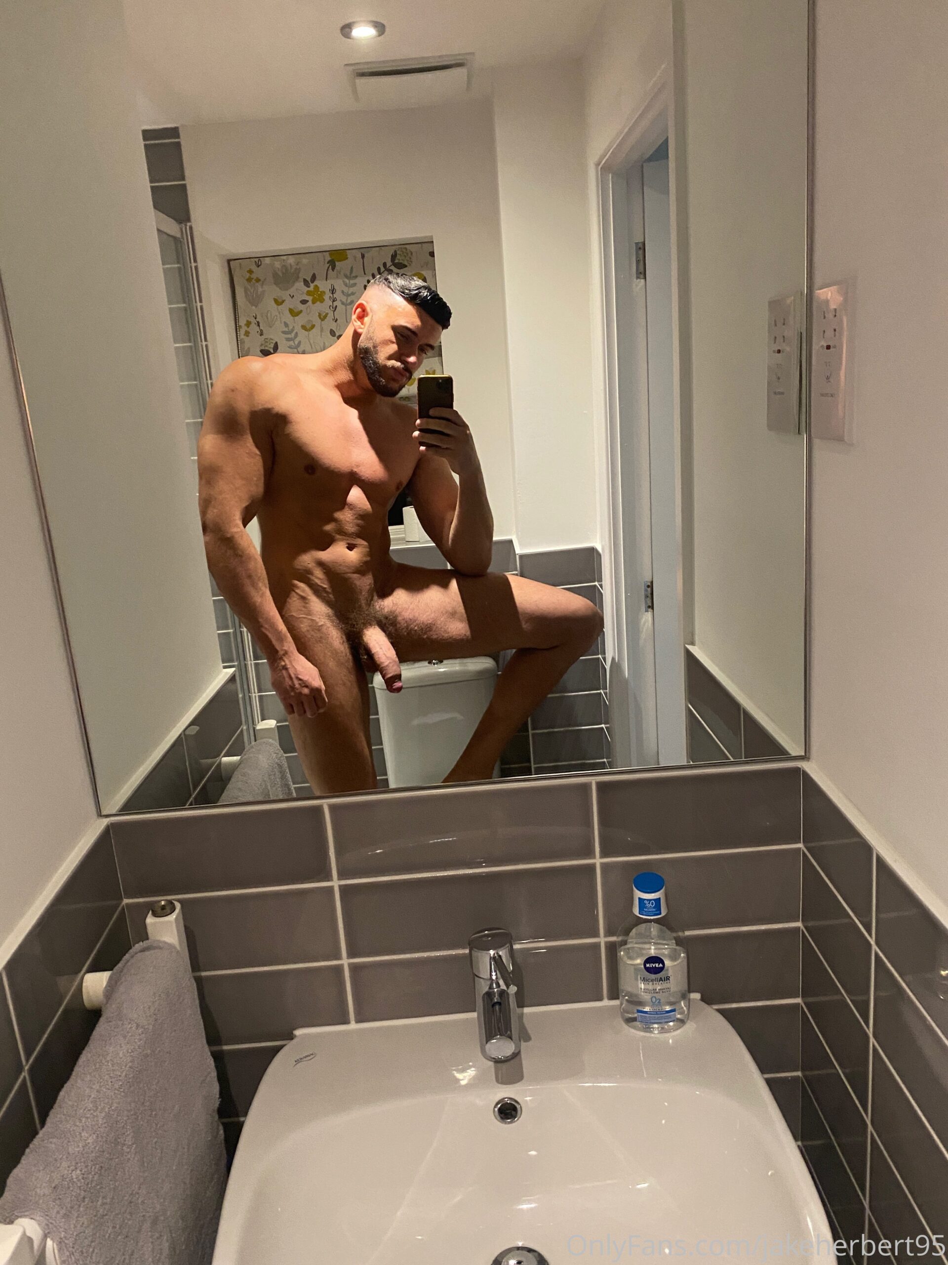 Ambitious  british Jake Herbert onlyfans leak Video
0