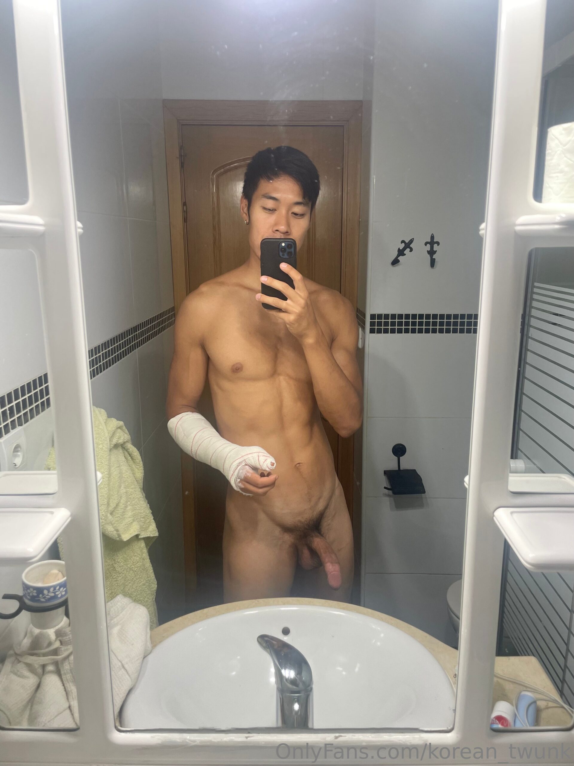 Amicable Jeremiah Woo Korean_twunk onlyfams fullvideo
0