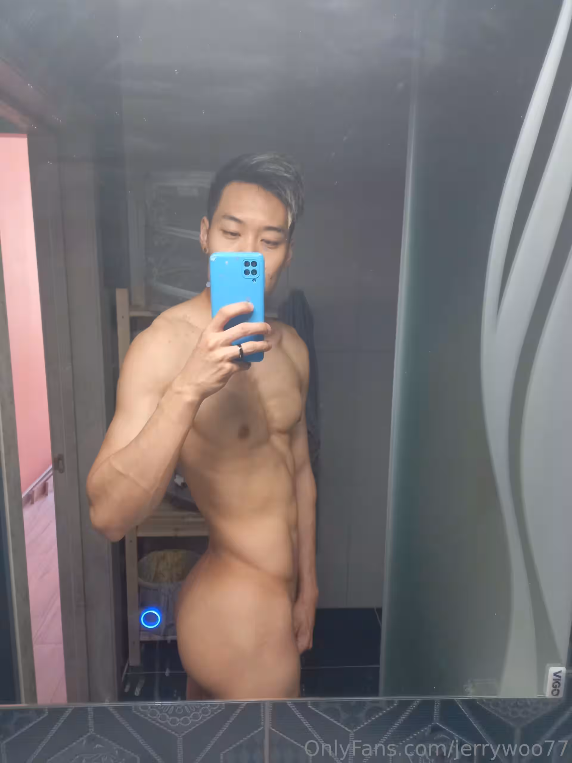artistic korean_daddy Korean_twunk
0