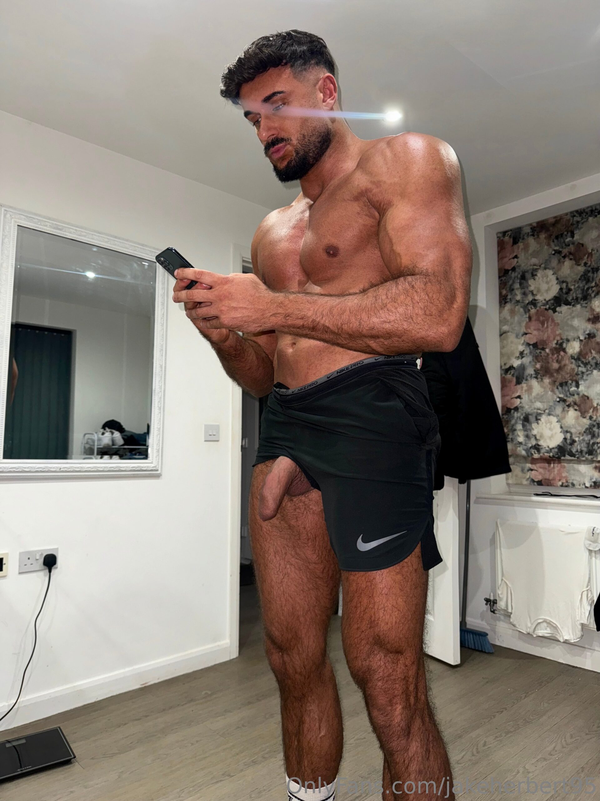 bigjakeherbert2 Jake Herbert nude leaks Clip
0