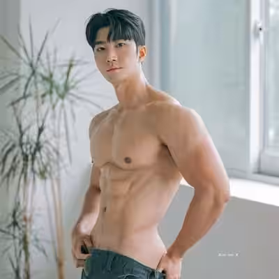 bitch boy jerking off gay korean sexy oppa jung_gu
39