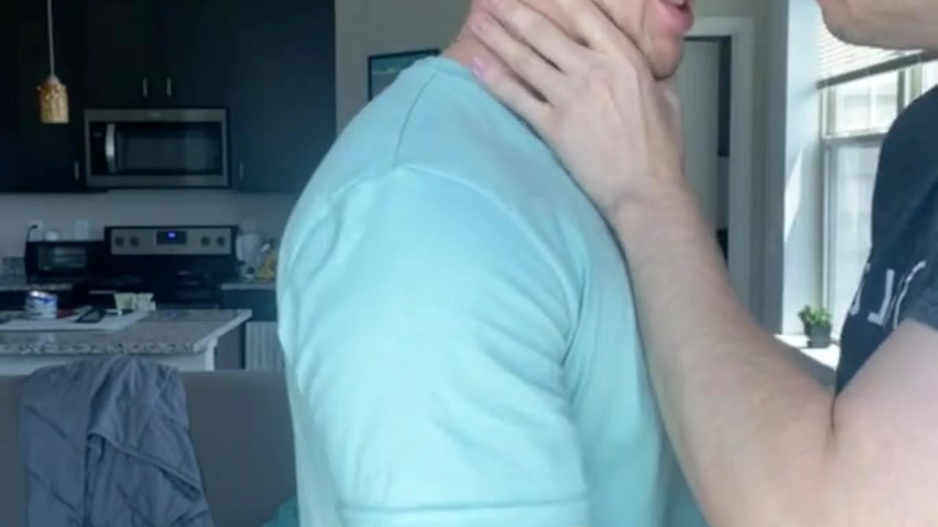 CODYGUNZXXX Loved playing with this sexy stud
0