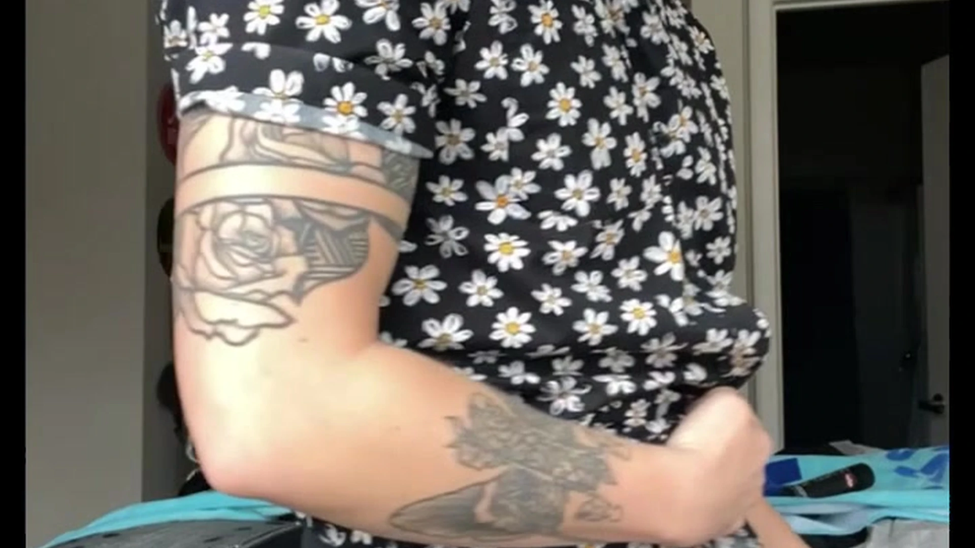 CODYGUNZXXX So much cum
0