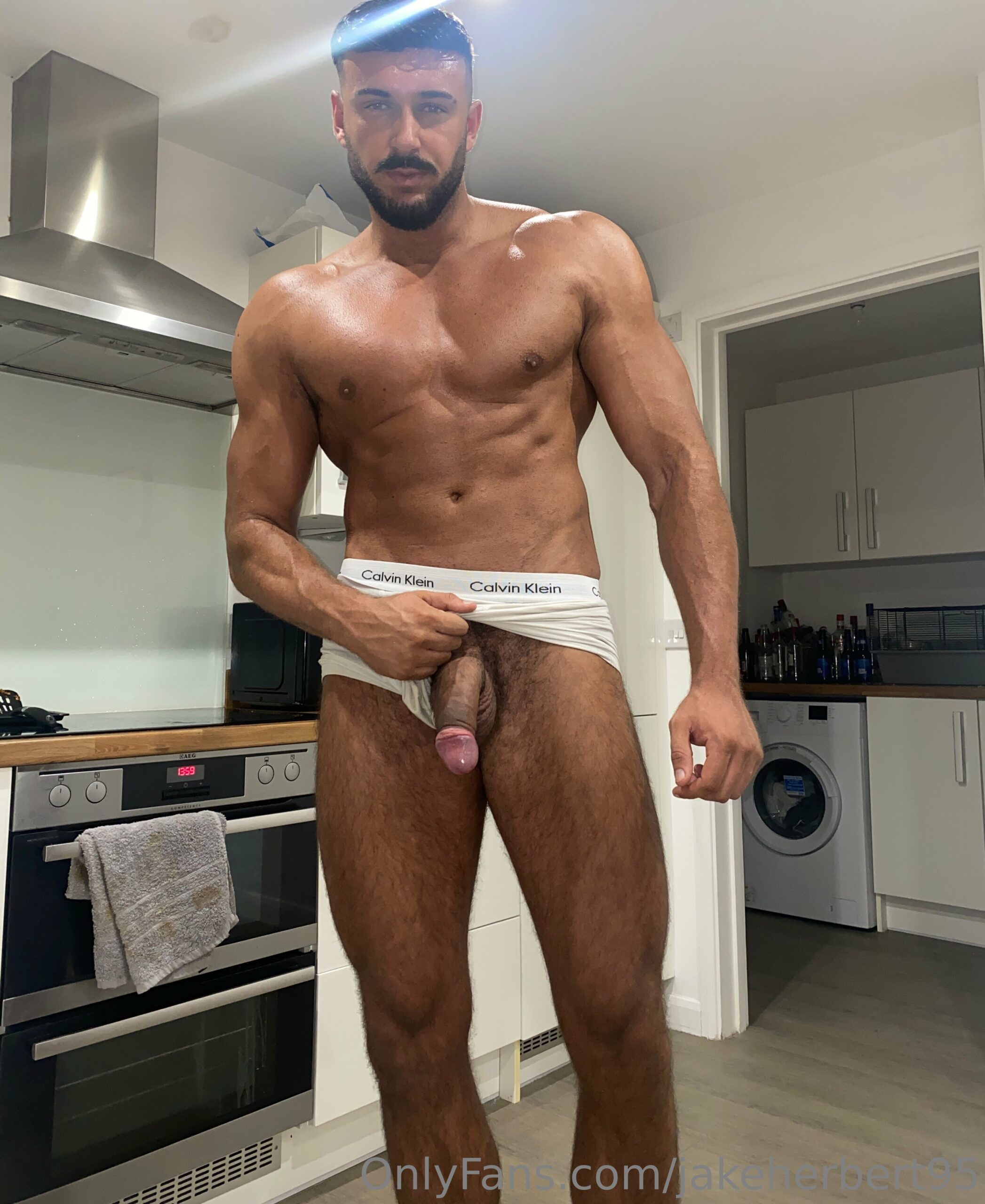 enchanting cum Jake Herbert nsfw
0