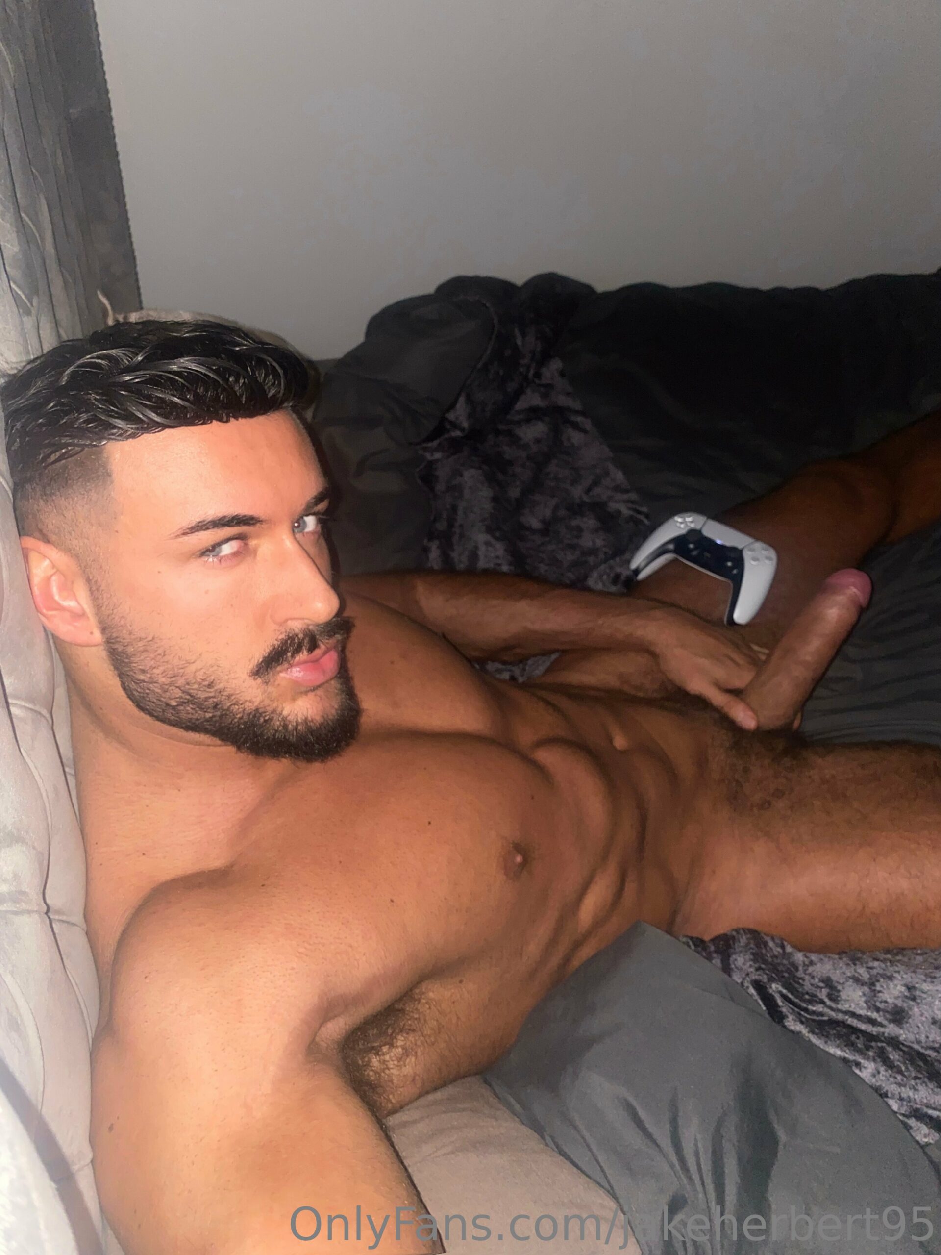Epic hunky cum jakeherbert95 Leak exposed
0