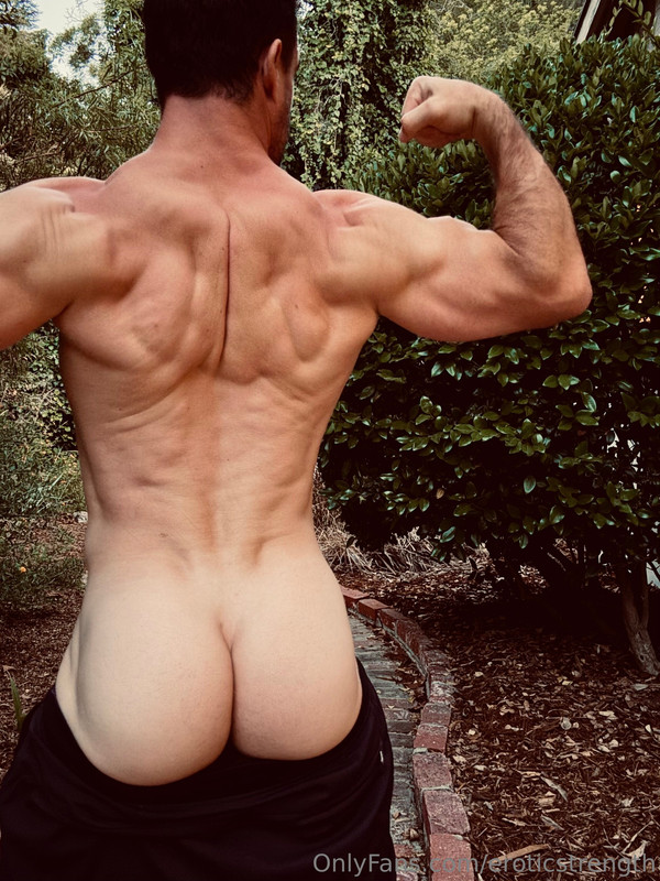Epic personal trainer eroticstrength onlyfans
1