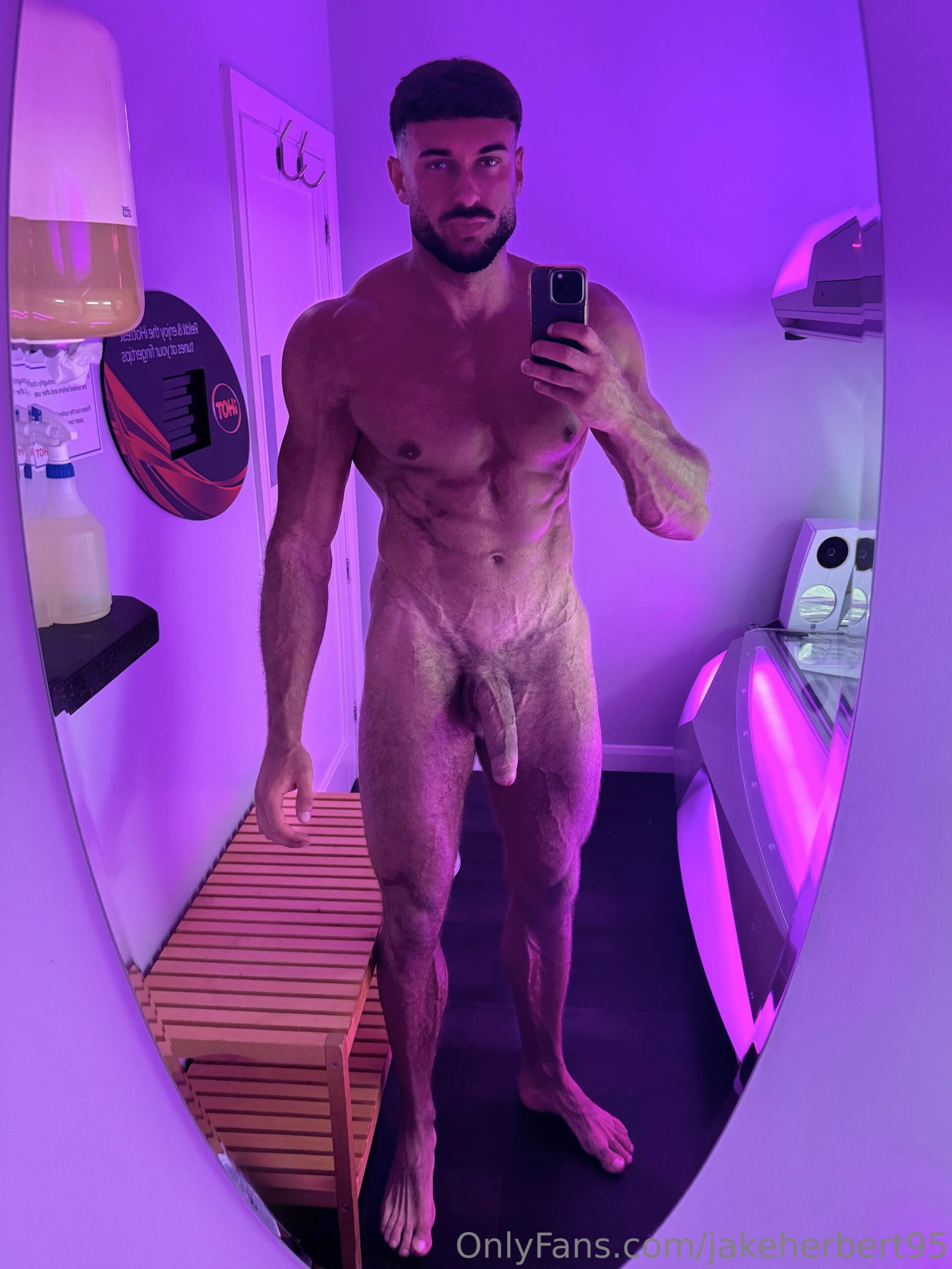 Exposed Capable english Jake Herbert onlyfans
0