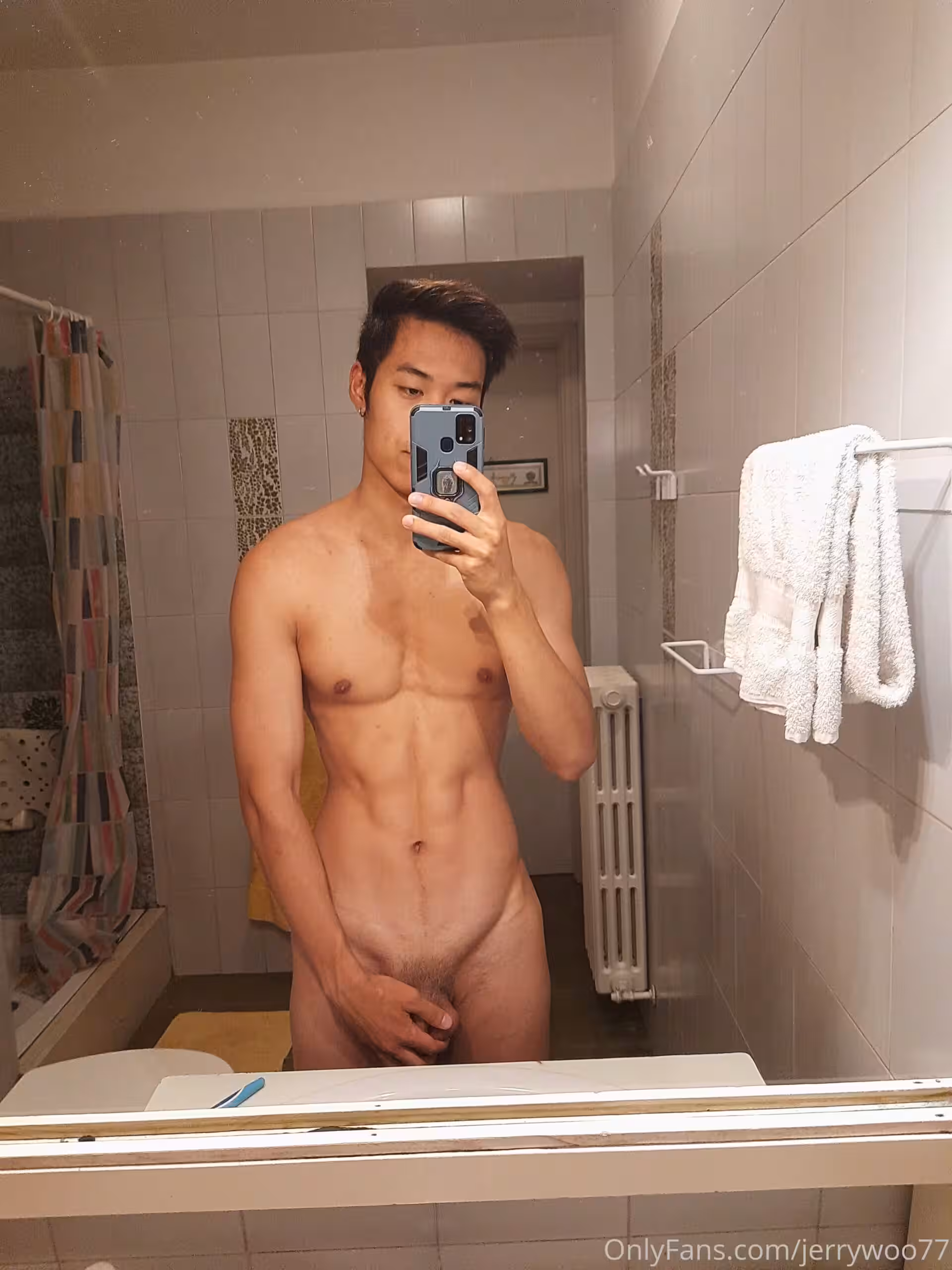 Exposed Jerry Woo Korean_twunk solo
0