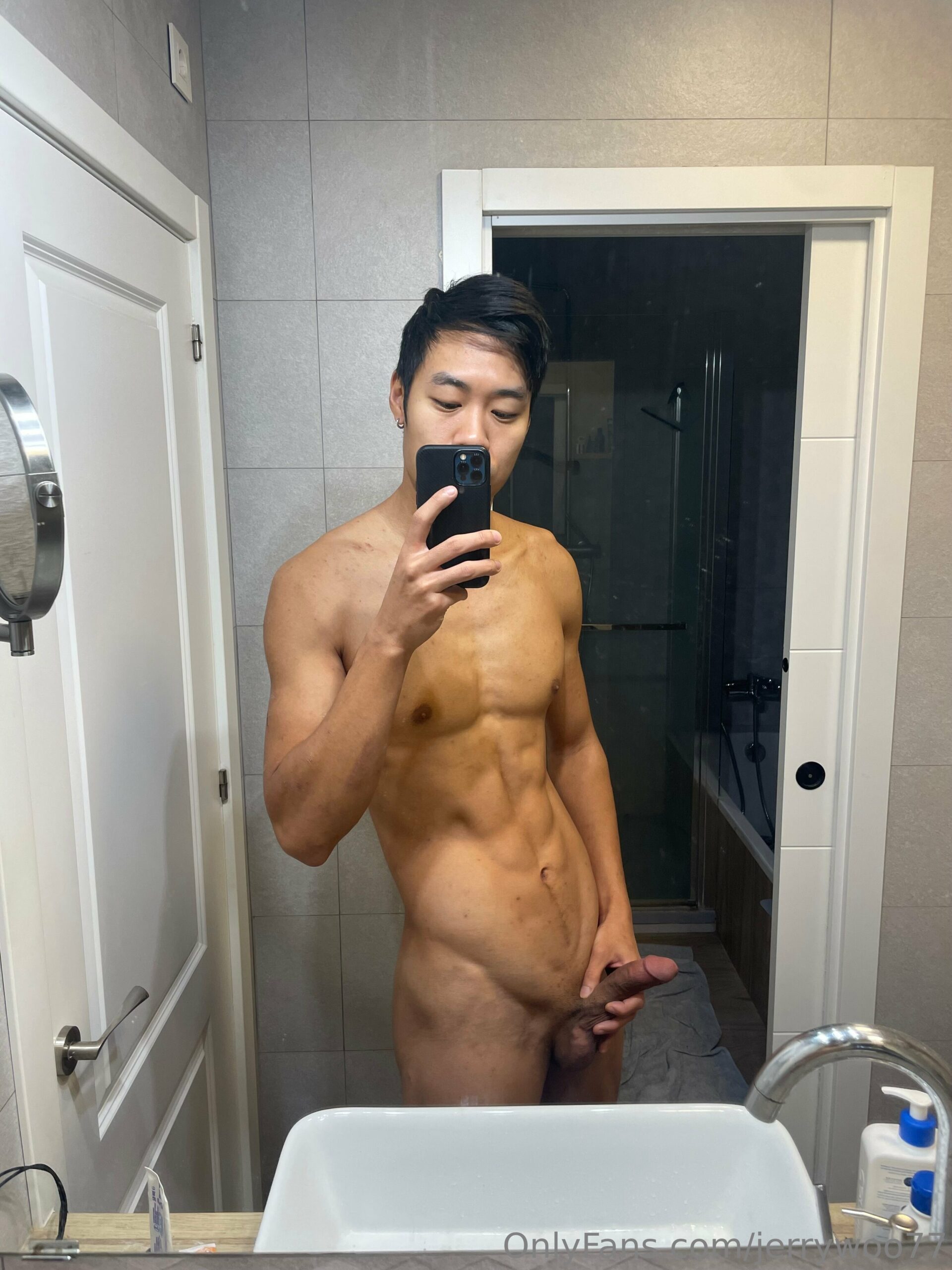 Jeremiah Woo Korean_twunk onlyfans nude pics
0