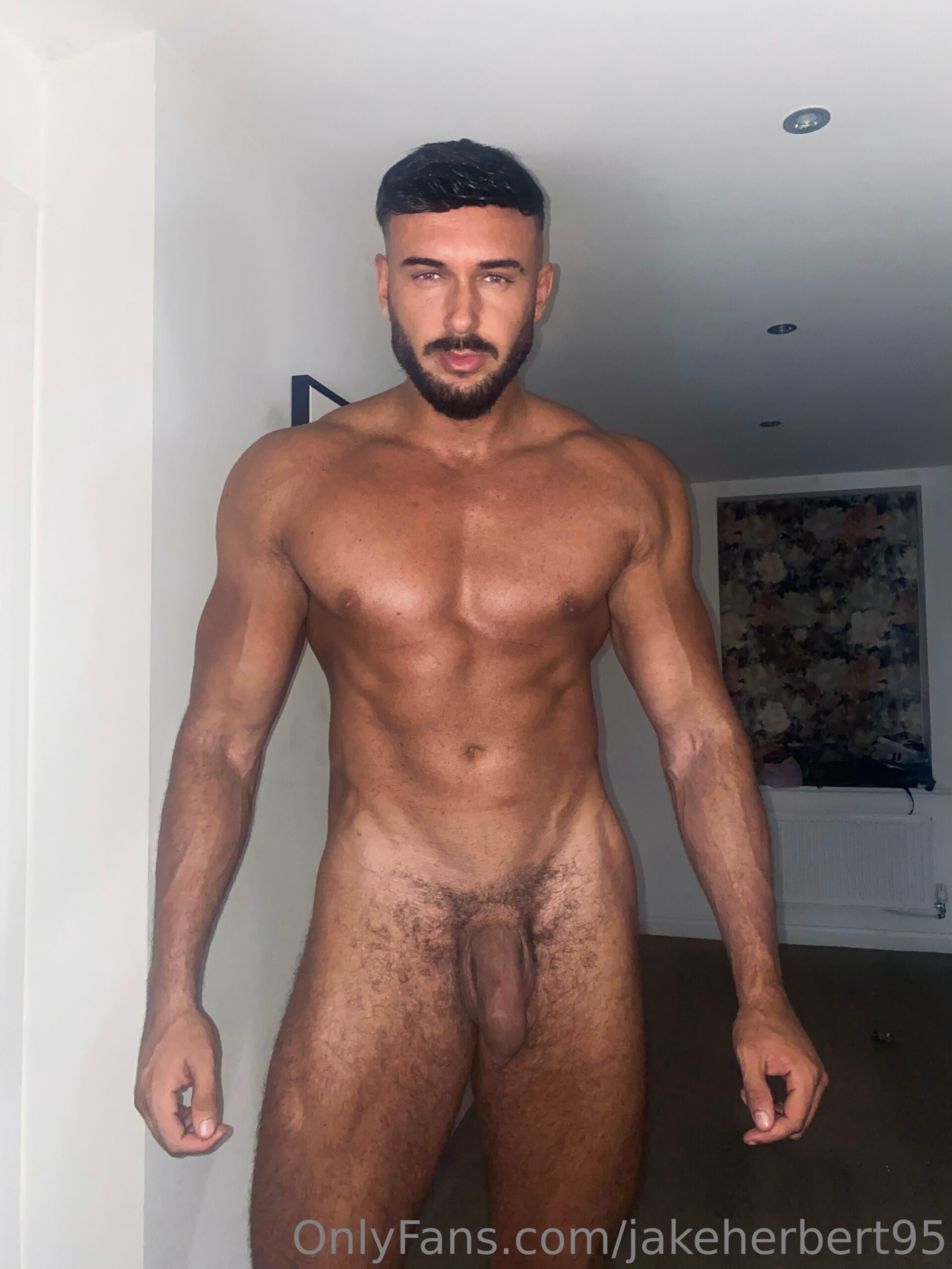 muscled play with cock bigjakeherbert jakeherbert95 onlyfans leak
0
