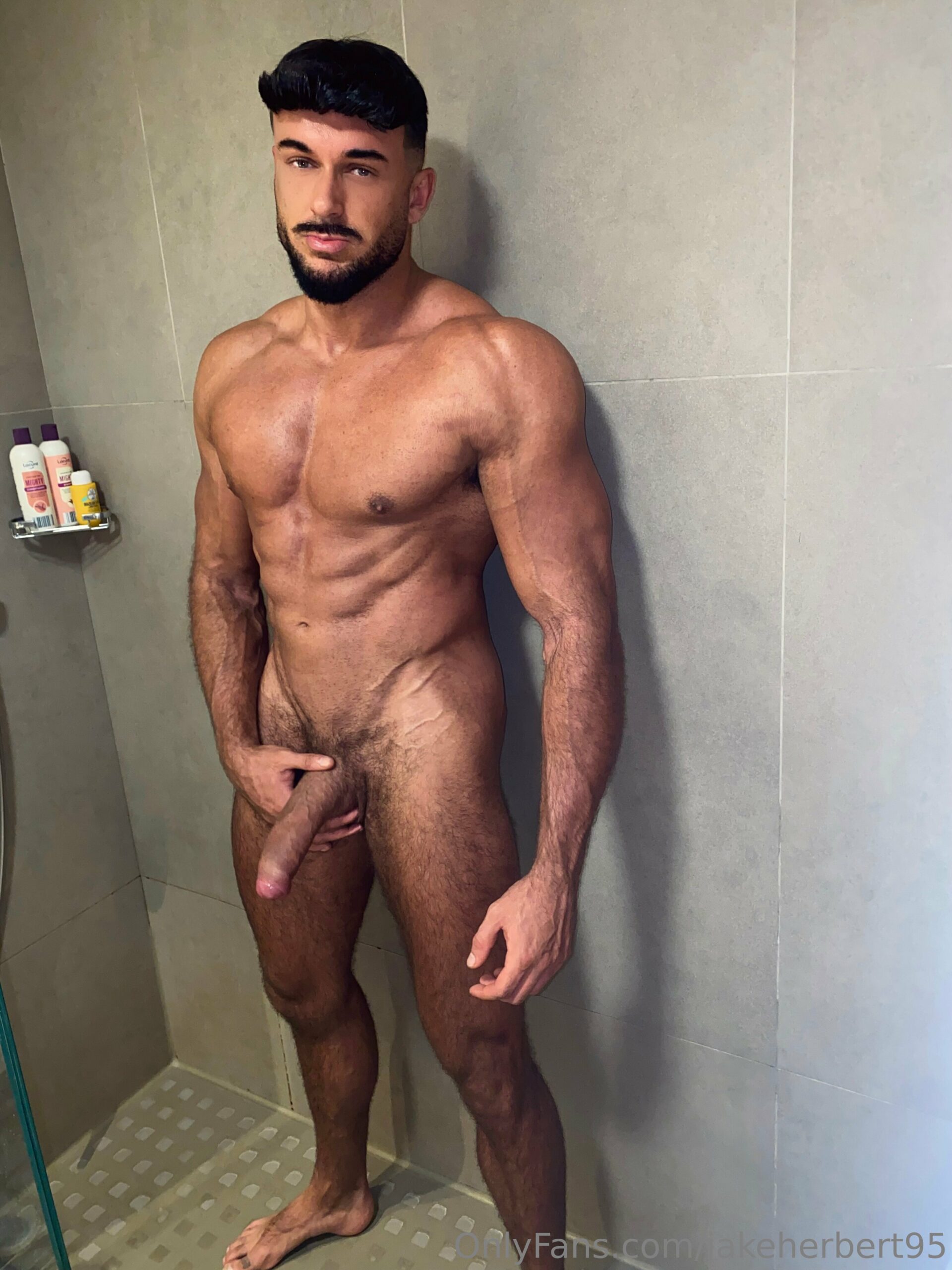 pretty bigjakeherbert2 Jake Herbert onlyfans leaked
1