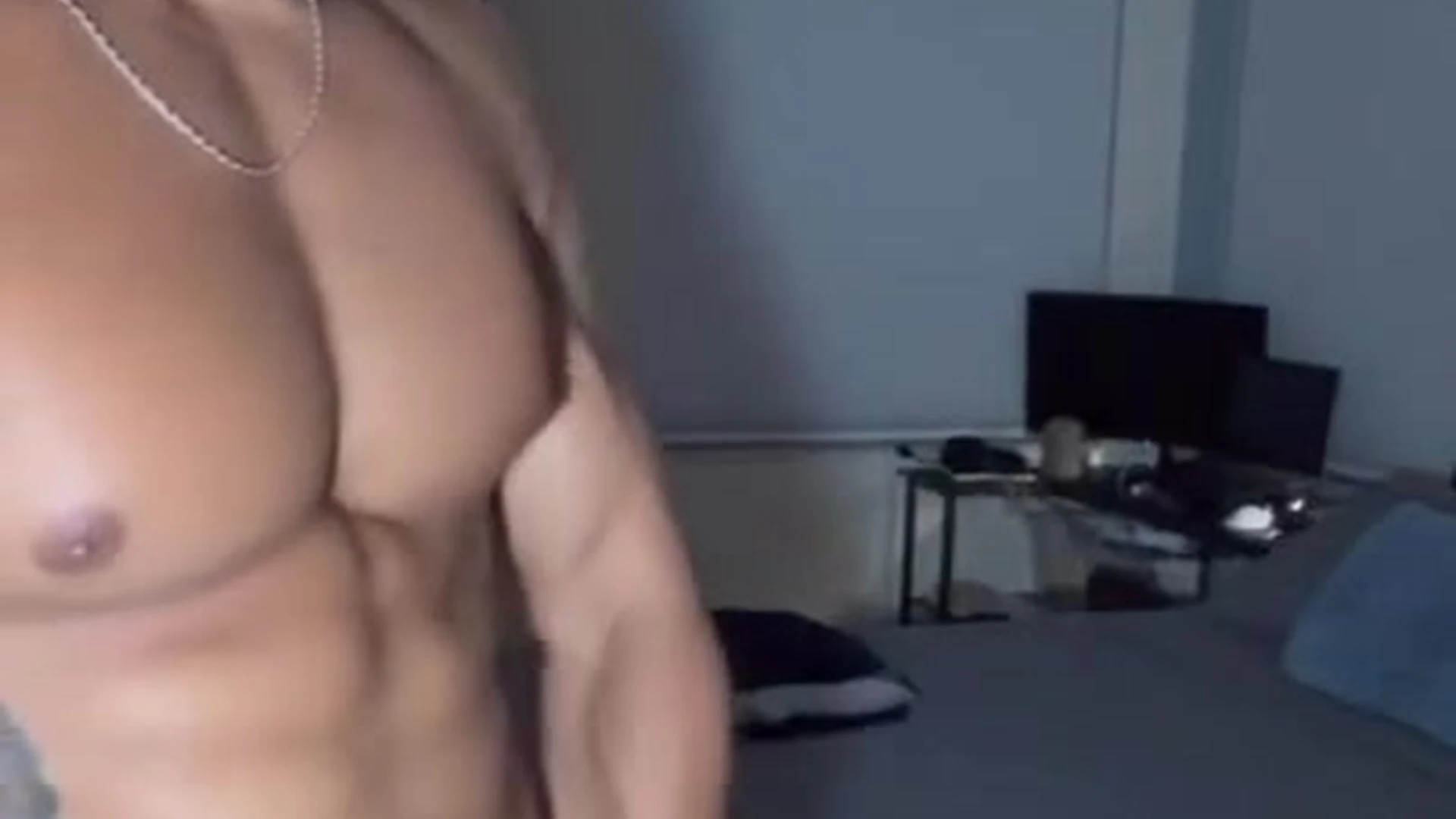 Reality TV Star Tony Alejandro tonyalejandro Quick Jerk Preview
0