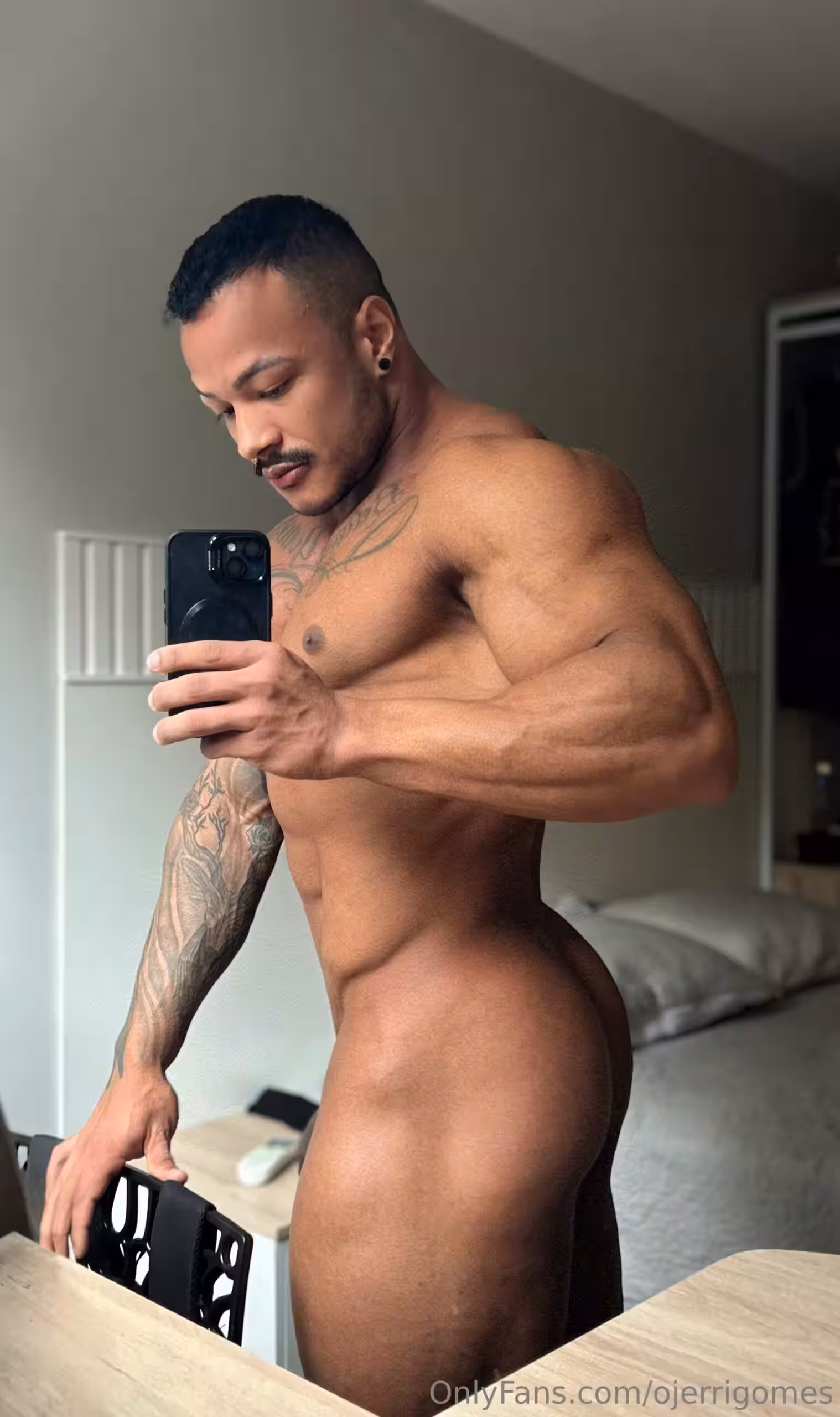 Sensational Angelic latino JÉRRI GOMES   Exclusive full vid
0