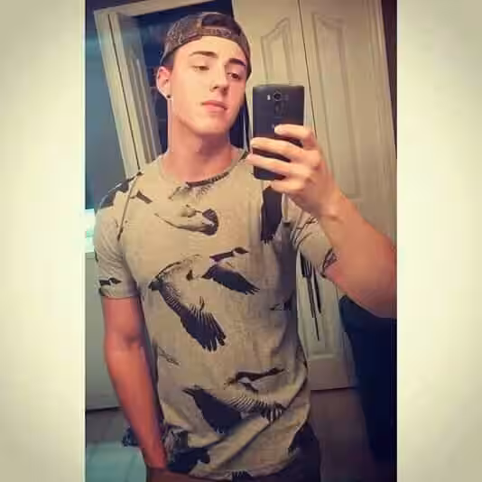 Captivating  tiktok star Jakipz nude
0