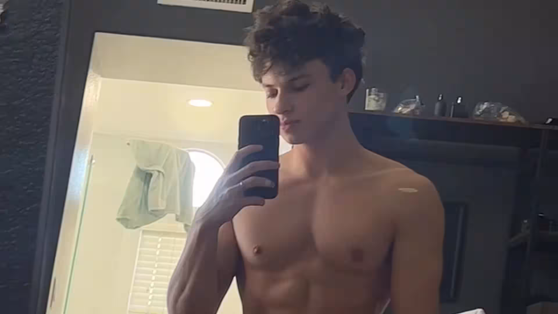 Dildo CJ Clark reddit Clip
0