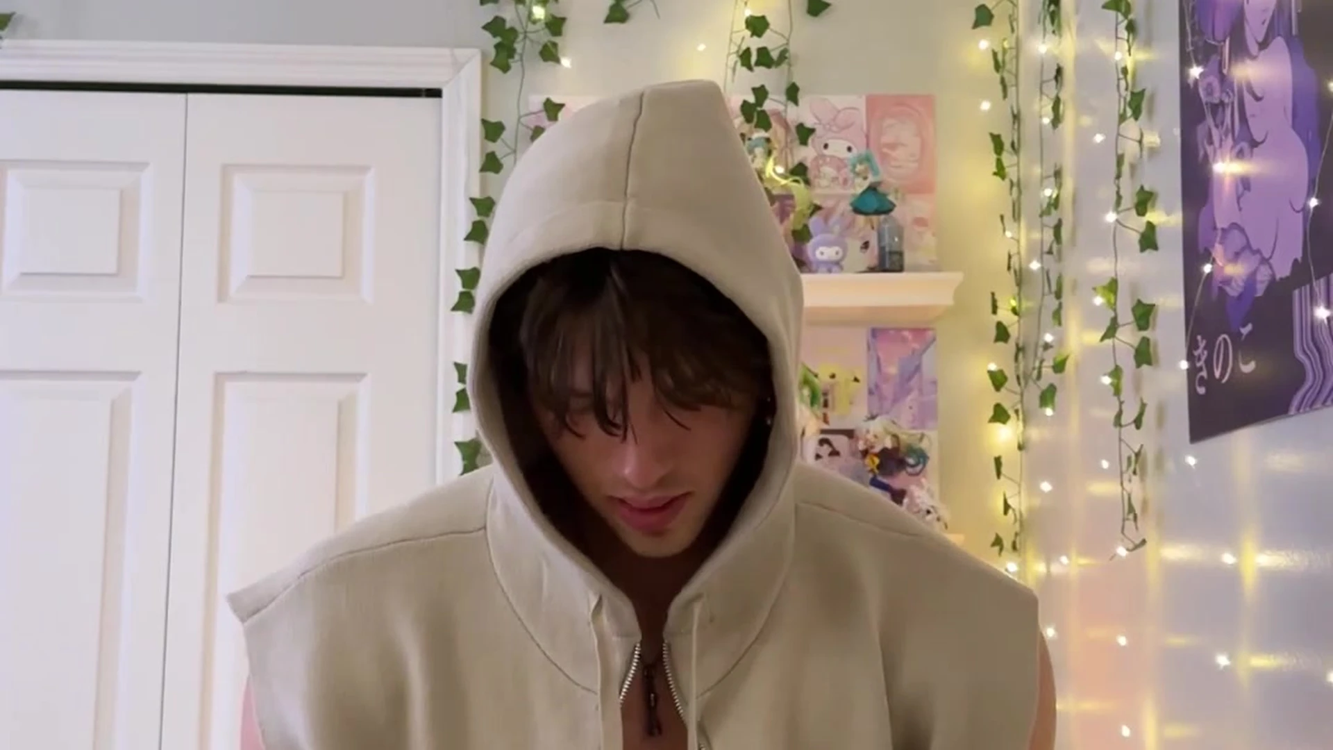 Enigmatic  tiktoker Chase Stobbe leaked onlyfans full vid Exposed
0