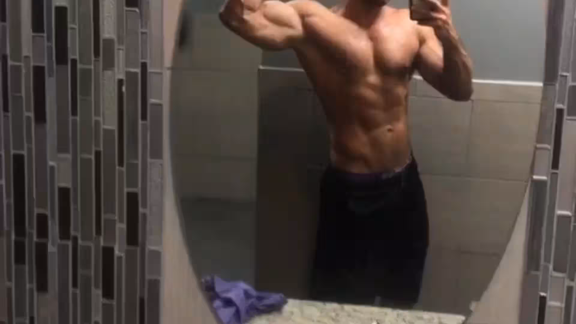 Epic cumslut king_media Dom King erome
2