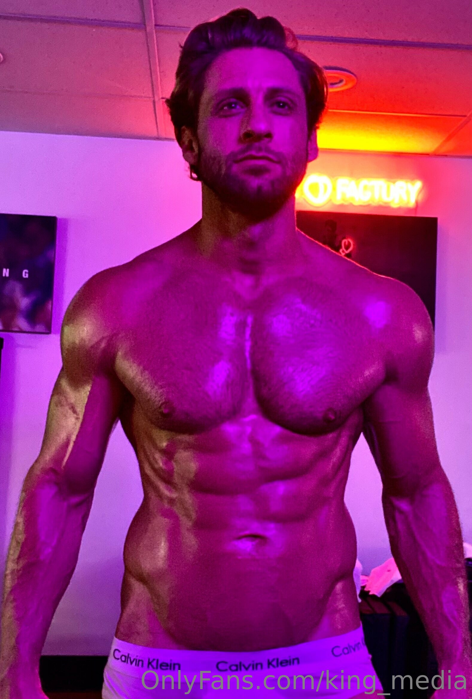 Exposed fit hunk Dom King Nude Patreon
1