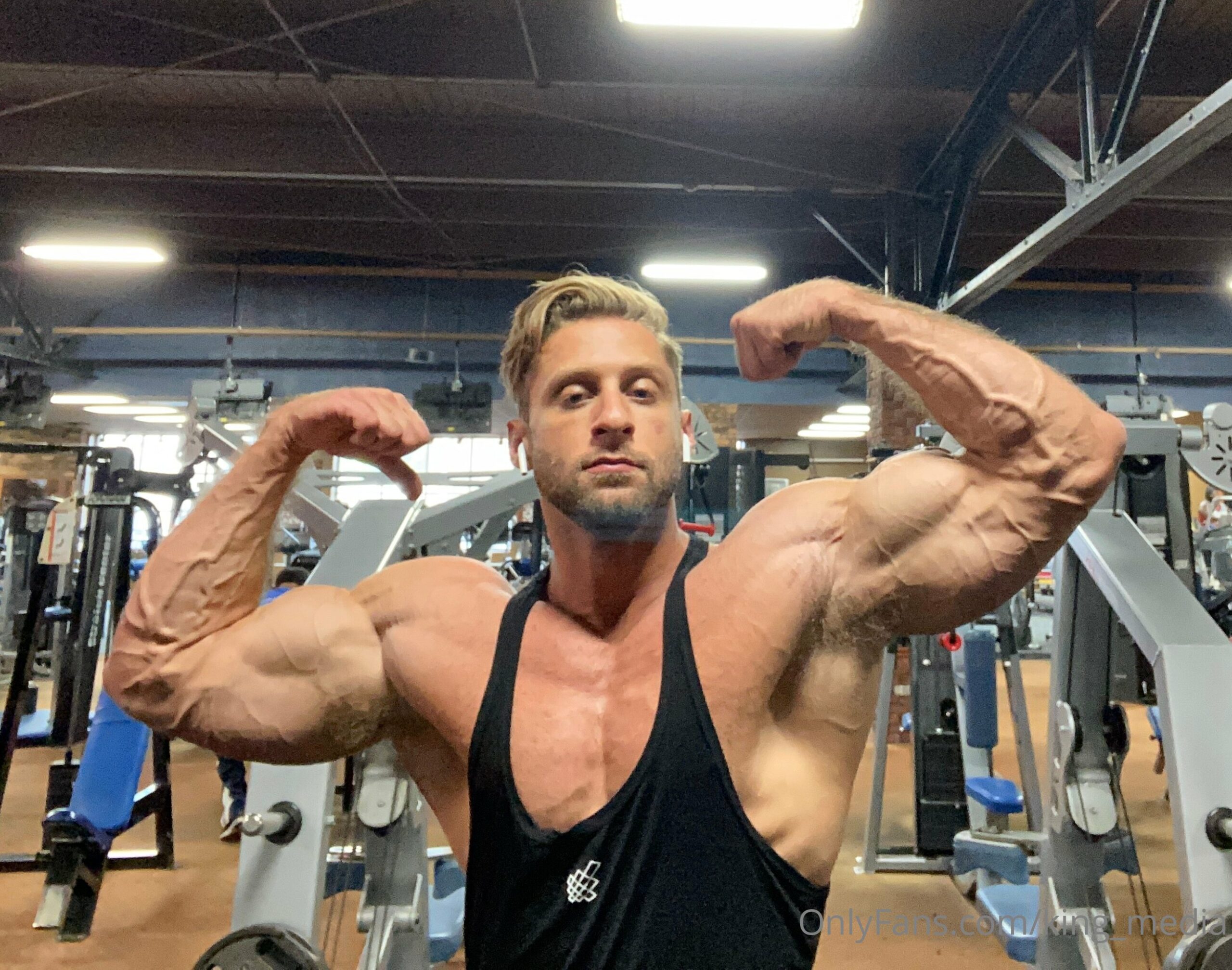 homoerotic top Dom King Nude onlyfans Epic
0