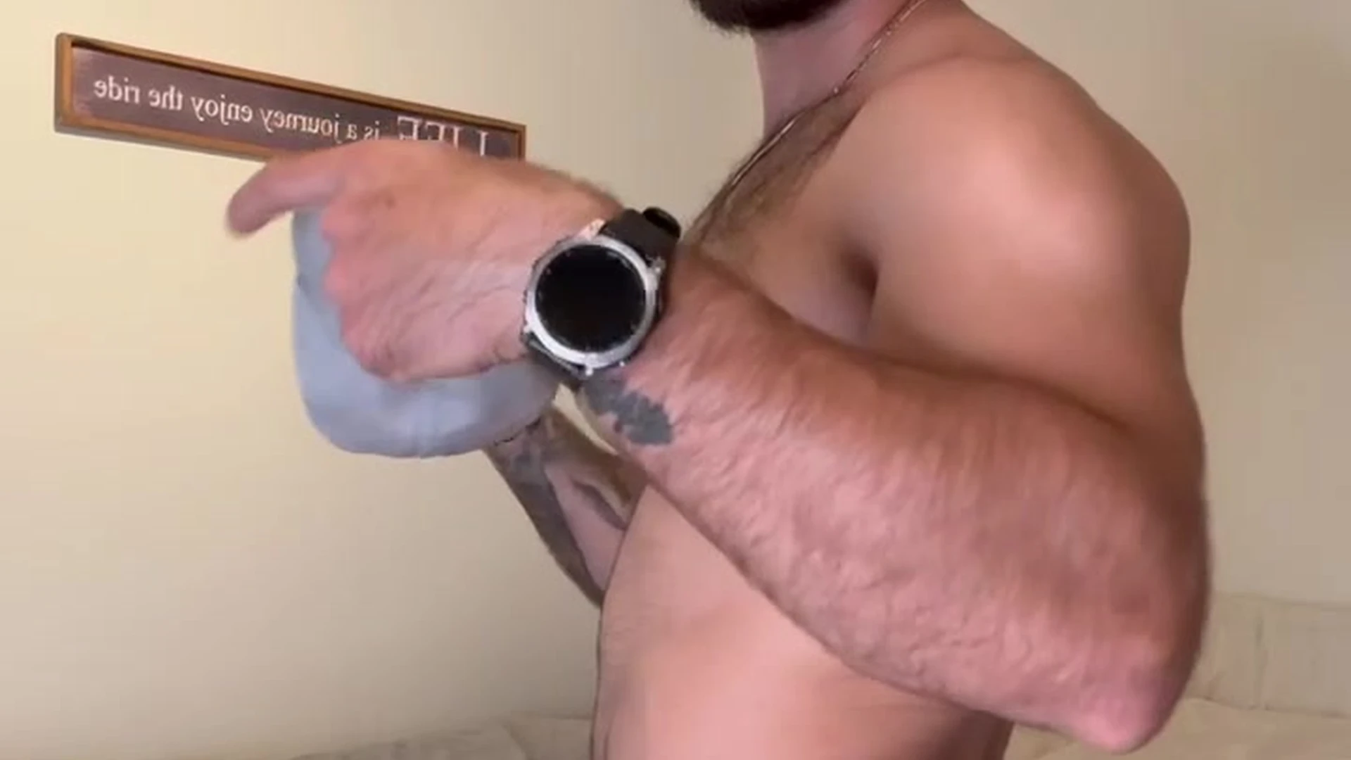 man bitch hairy Sotirios Vasileiou erome Exposed
0