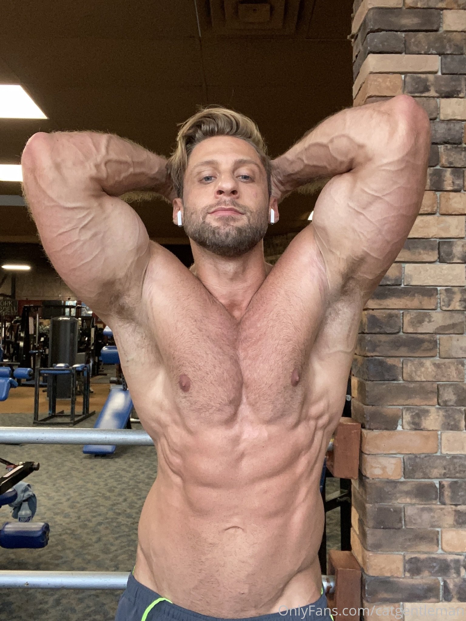manwhore bang king_media domking jock
2