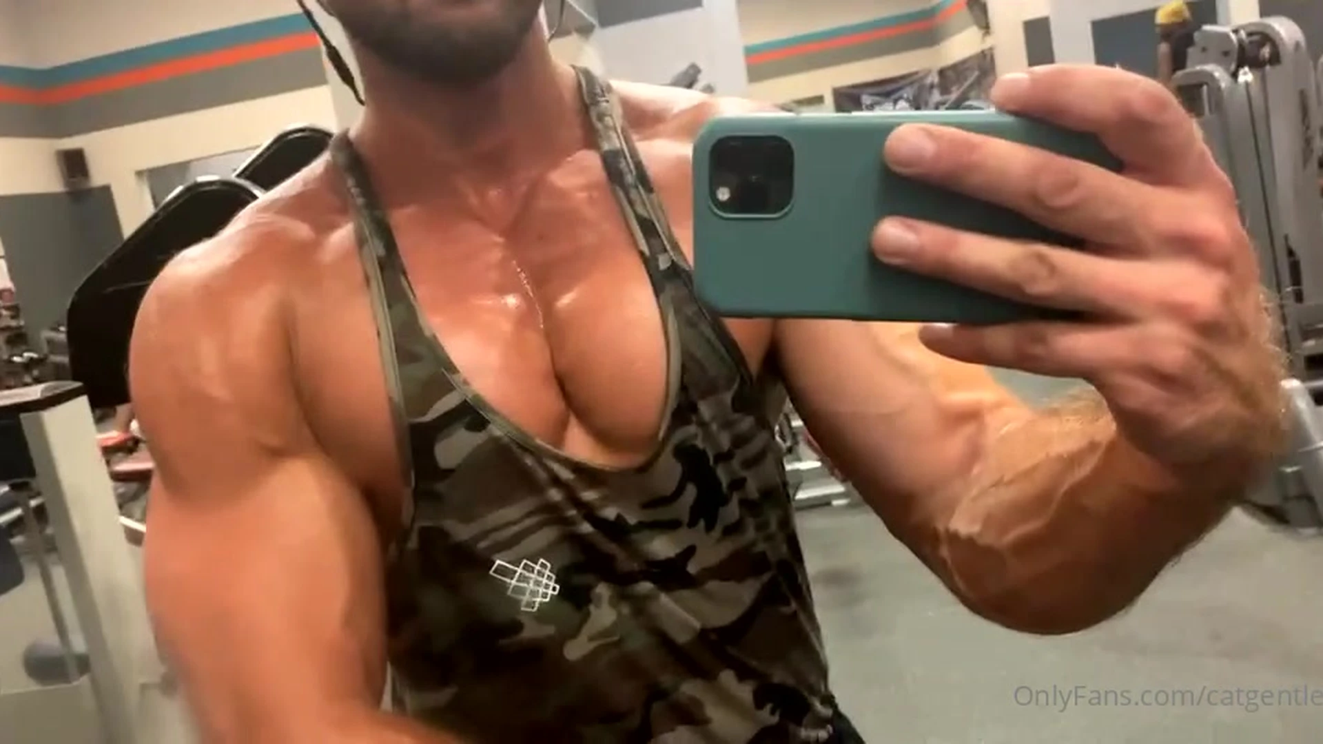 Sensational catgentleman Dom King nudes leaked
3