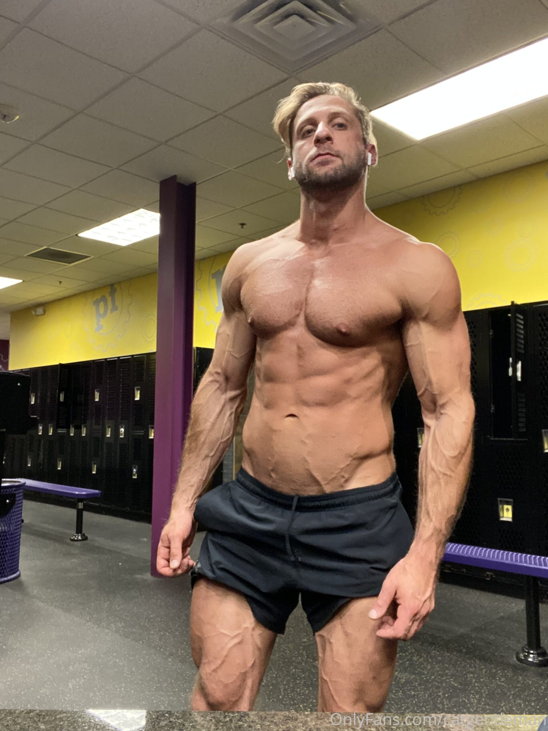 Sensational Devoted top domking of
0