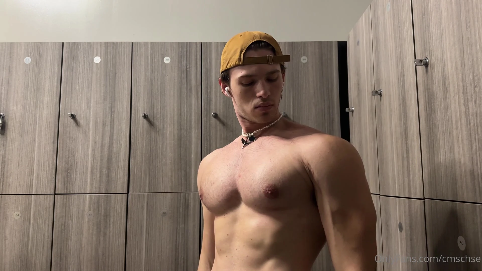 slutty hoe jock cmschse leaks OF Exposed
0