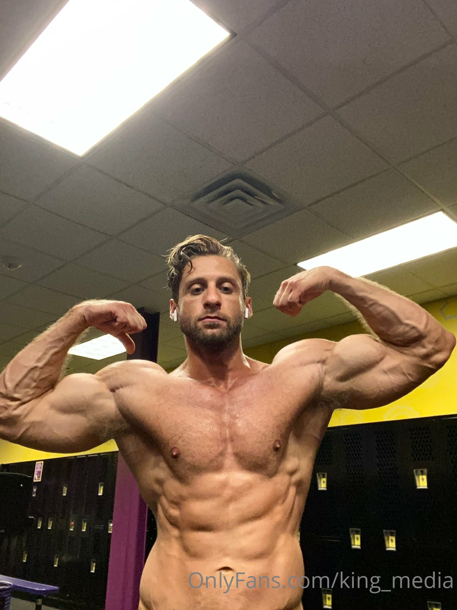 top Dom King
0