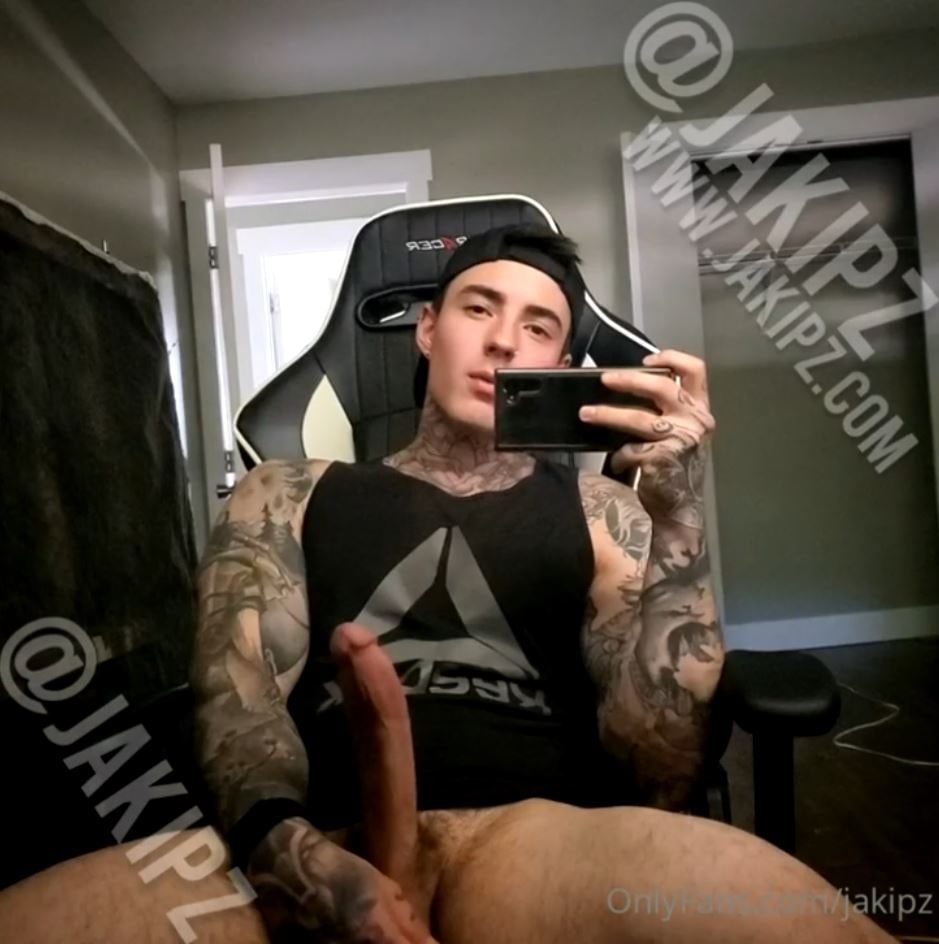 big cock Jakipz sexy
0