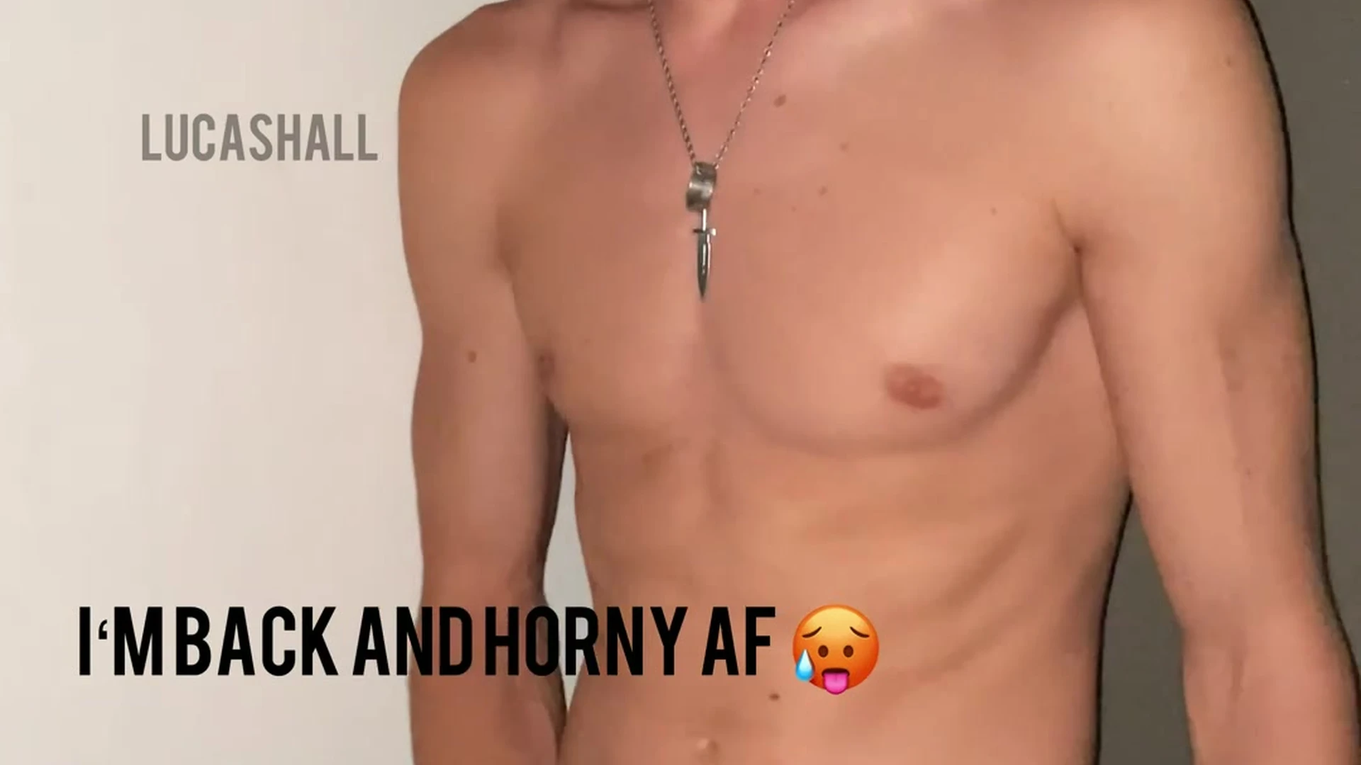 lucashall99 Lucas Hall leaked onlyfans pic
5