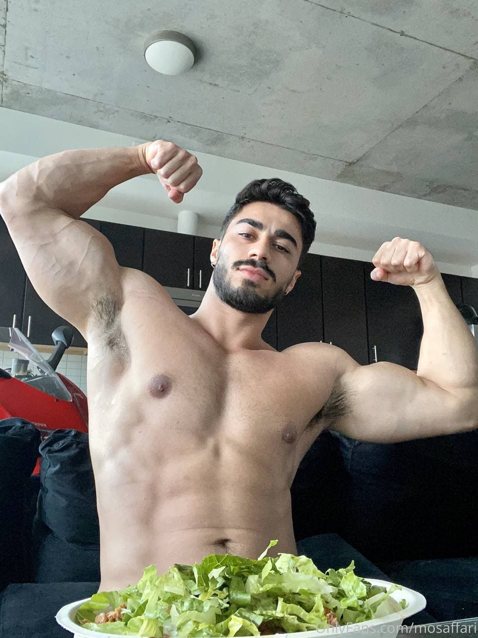Arab mosaffari onlyfans leak pic Sensational
7