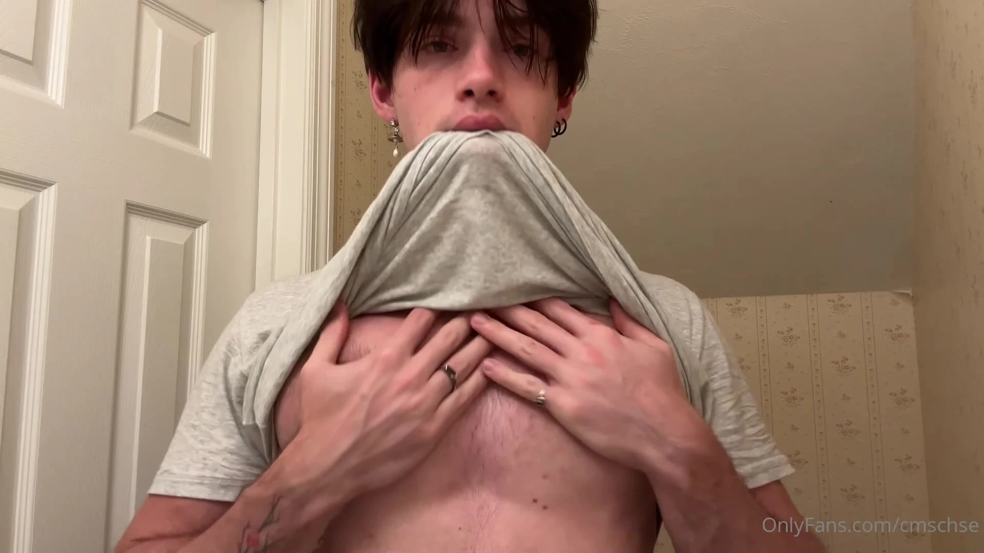 attractive tiktoker cmschse onlyfans leaks
2