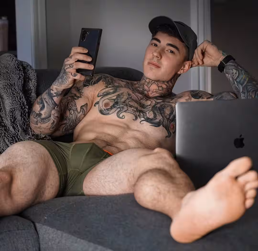 Babe verbal Jake Andrich nude porn leak
0