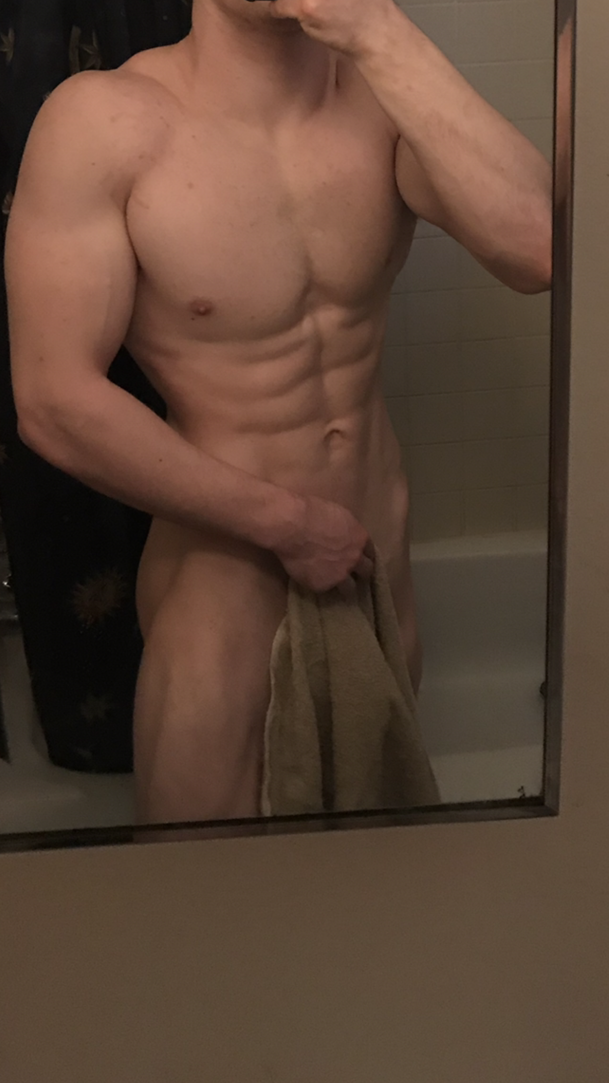 bodybuilder patdaddy69 Nude exposed
0