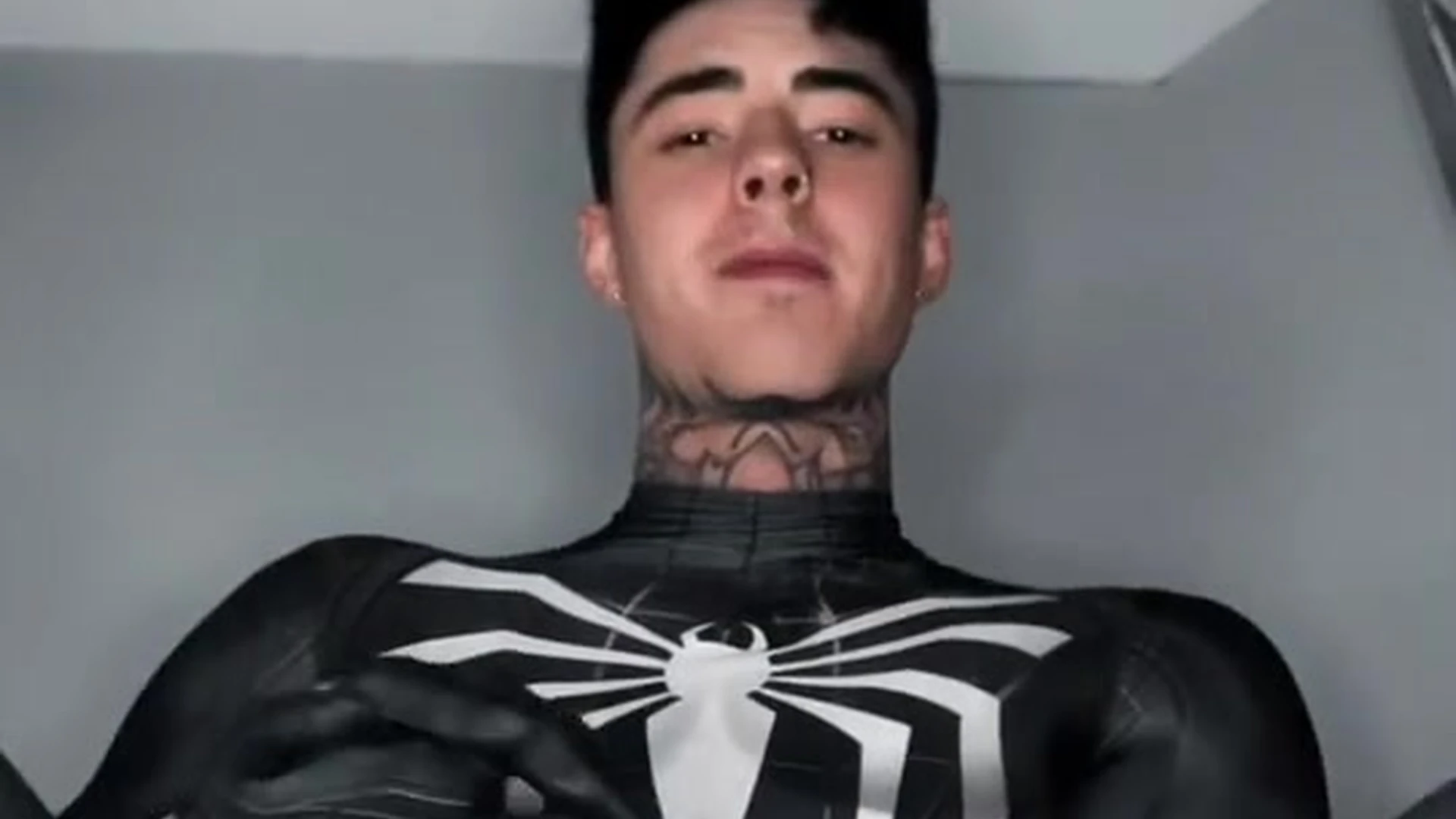 bubble butt jerking off tiktoker Jakipz onlyfan
2