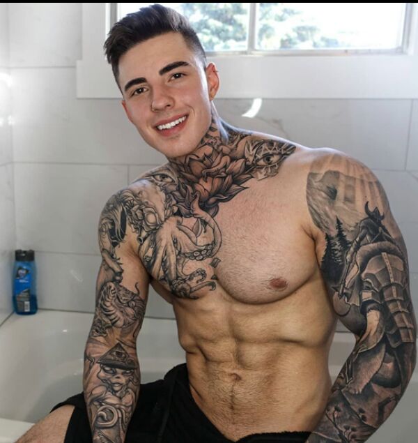 Capable big dick Jakipz nude pecs Exposed
0